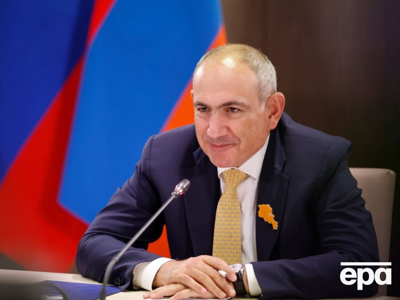 Пашинян объявил об отставке. В Армении изберут новое правительство