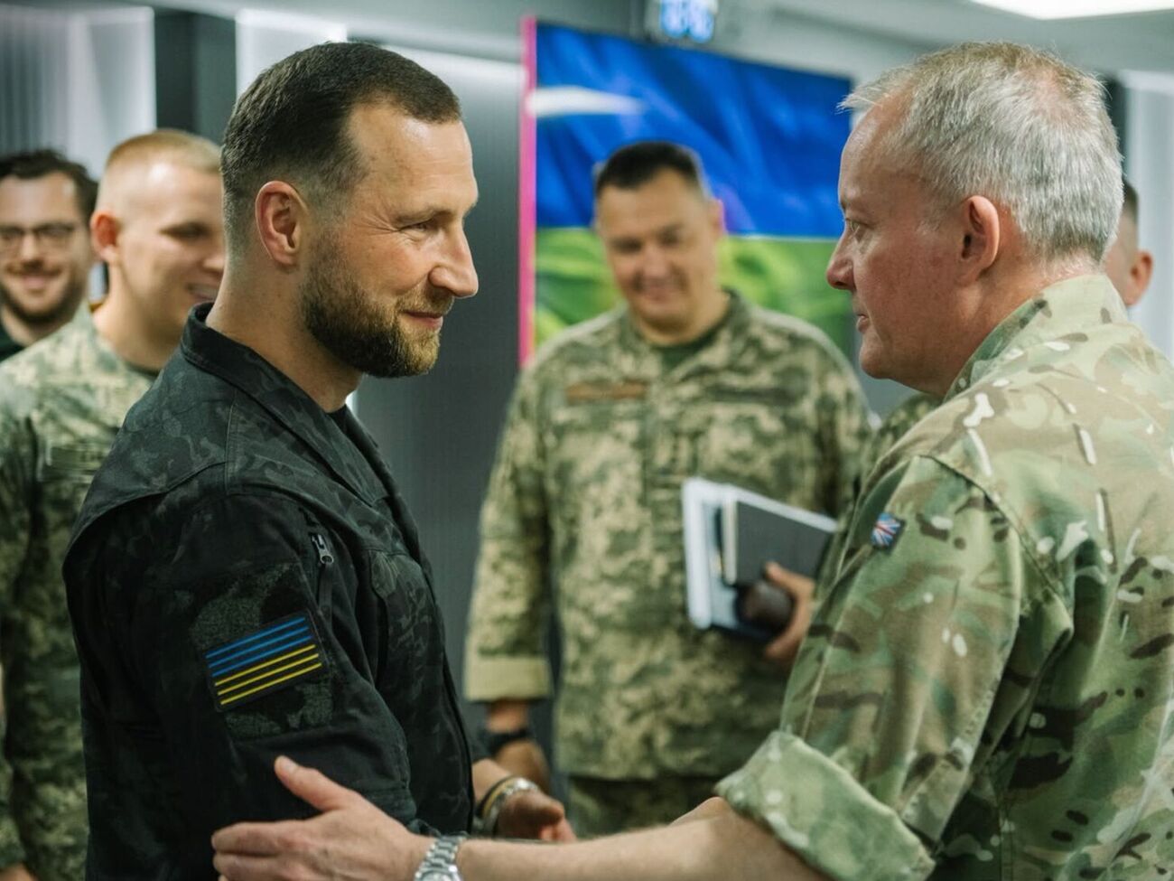 Україна розраховує отримати від Великобританії ракети для протидії носіям КАБ. Про що йдеться