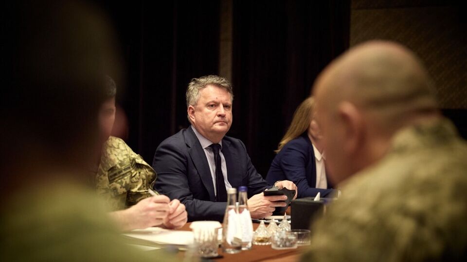 Путін не захоче сісти за стіл переговорів щонайменше до середини березня – Кислиця