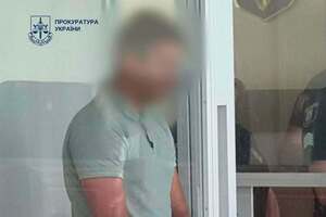 Суд обрав запобіжний захід водію, який в'їхав у зупинку в Києві