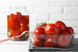 Маринад, с которым помидоры всегда – самые вкусные. Рецепт консервации на зиму