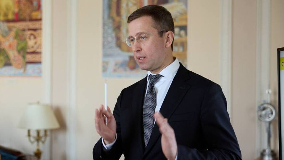 Корецкий заявил, что Sense Bank должен быть продан, а средства переданы на ВСУ