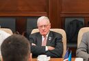 Келлог побывал в Одессе и осмотрел в порту последствия российских атак. Фото