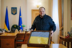 У перший день вторгнення РФ Стефанчук забрав із Ради три речі. Що це