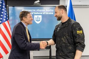 США можуть допомогти зупинити війну на умовах України – Міноборони