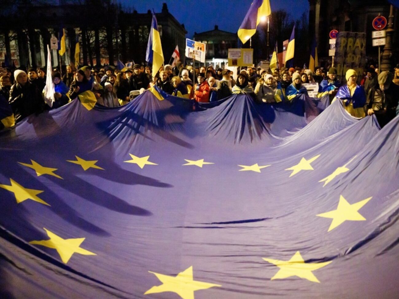 У МЗС Польщі пообіцяли Україні "великі проблеми" в ЄС через Бандеру та Шухевича