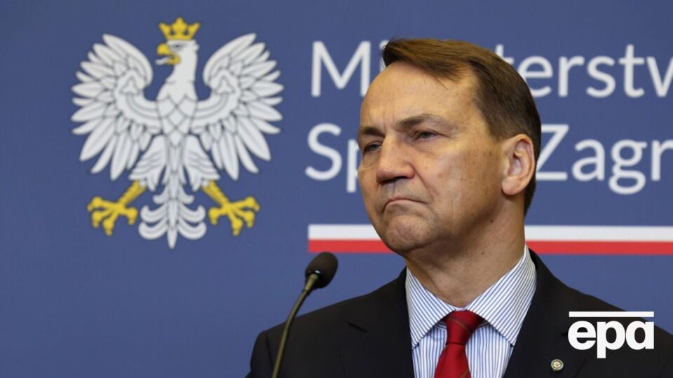 "Сам себе запитую, що б я обрав". Сікорський вважає, що у війні Путін покладається лише на дві "карти"