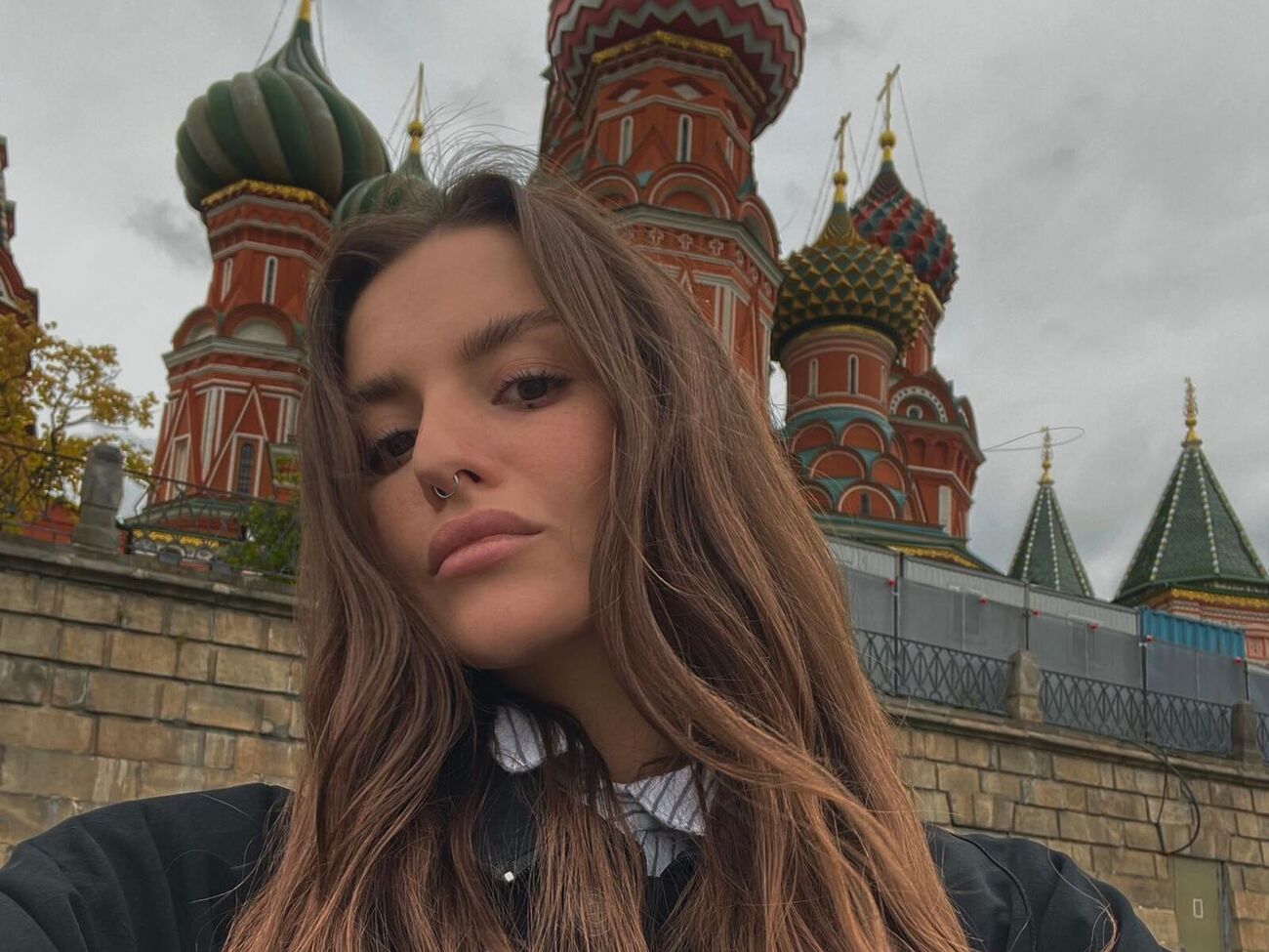 "Все просто как в кино, двигаться нельзя". Бывшая участница Pussy Riot рассказала, как ее завербовала ФСБ