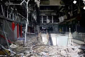 "Є буквально хвилинка-дві". Радник Зеленського закликав залишати ТРЦ на тлі нової тактики РФ