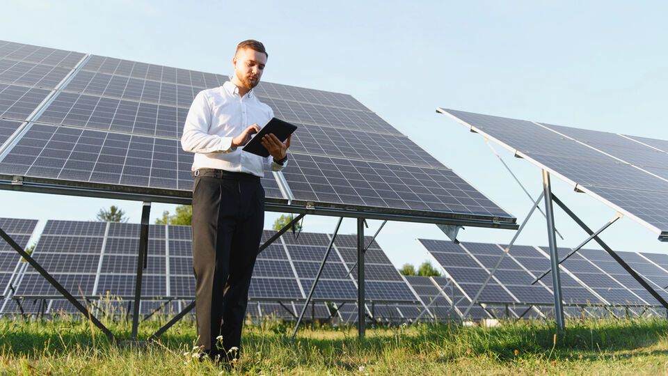 D.Solutions забезпечить бізнес аналітикою для підвищення прибутковості сонячних електростанцій