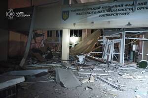 Через обстріли РФ під Києвом загорілися склади, в столиці та Одесі – пошкоджені навчальні заклади