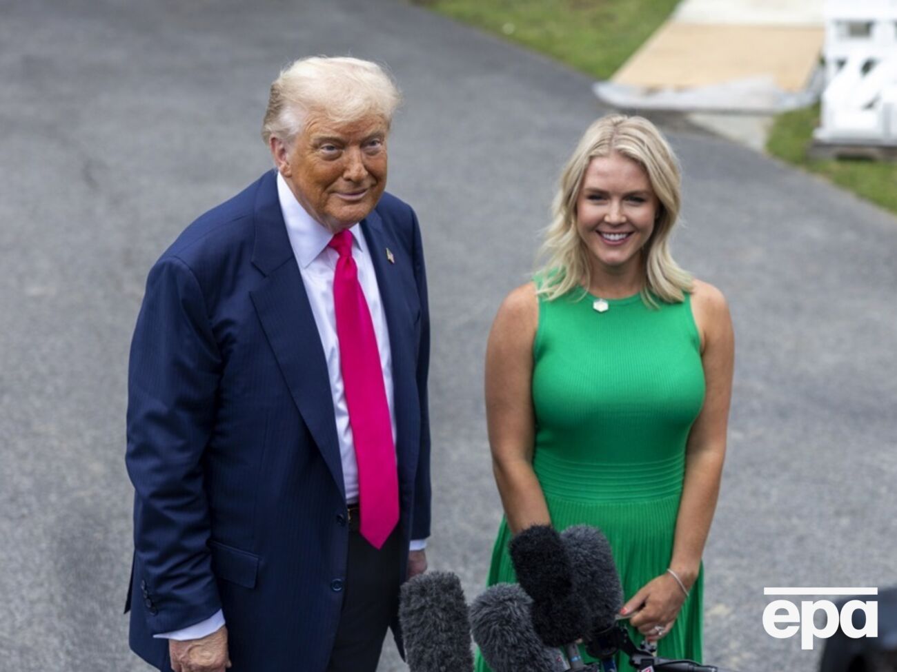 "Я не буду называть никаких имен". Бывший спикер Трампа сделала заявление о своей отставке