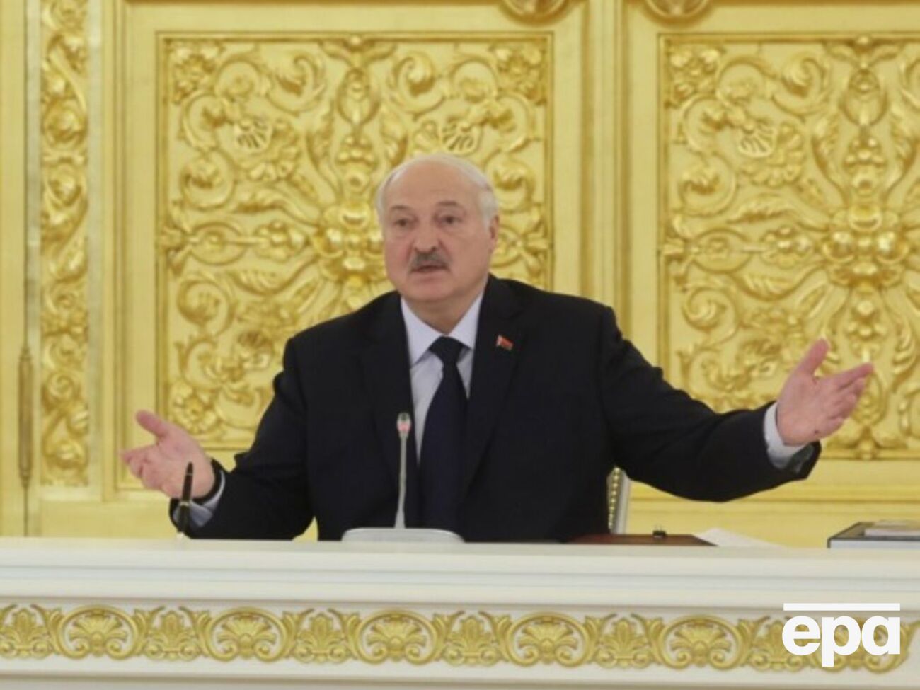 Лукашенко прибыл в Москву к Путину и заявил, что "перевыполняет" свои обязательства перед РФ
