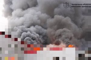 Росіяни вдарили по заводу "Хортиця" в Запоріжжі, знищено мільйони пляшок продукції