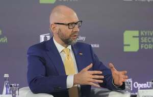 Яценюк запропонував варіант врегулювання історичних проблем Польщі й України