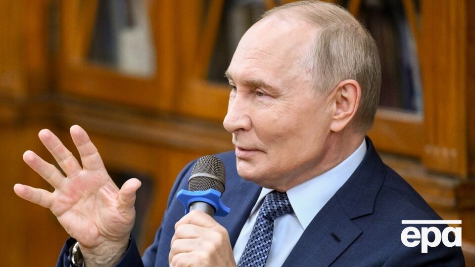 Путин объяснил, зачем РФ напала на Украину и как это надо доносить российским детям