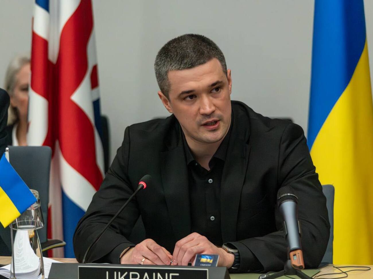 Пресслужба Федорова прокоментувала його роботу радником іноземних урядів і доступ до держтаємниці