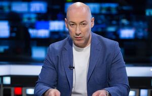 Прогноз Пугачевой, визит главы ЦРУ в Москву, удары по Киеву. Стрим Голованова с Гордоном. Трансляция