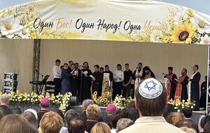 Молебень за Україну на Закарпатті об’єднав понад 1 тис. представників різних конфесій