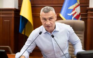 Киев призывает правительство разрешить движение по мостам во время тревог и ослабить комендантский час – Кличко