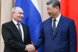 Путин в спешке поехал к Си Цзиньпину, а тот заявил ему о "невиданных переменах"