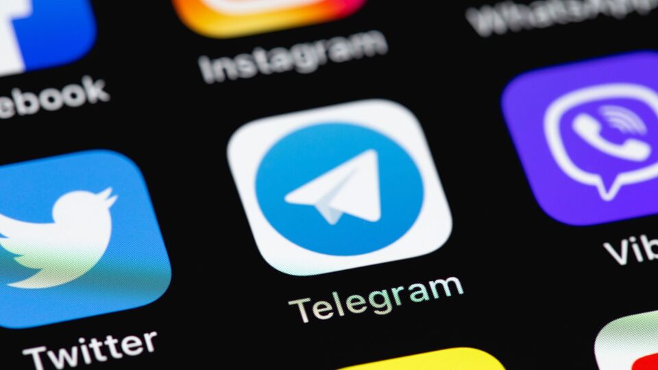 Apple тимчасово видаляла Telegram з App Store. Що сталося