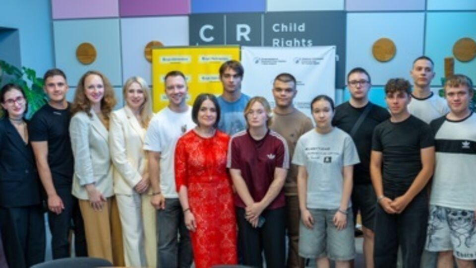 У Києві представили пілотний проєкт "Молодь обирає Україну" для молоді, яка повернулася з окупації та депортації