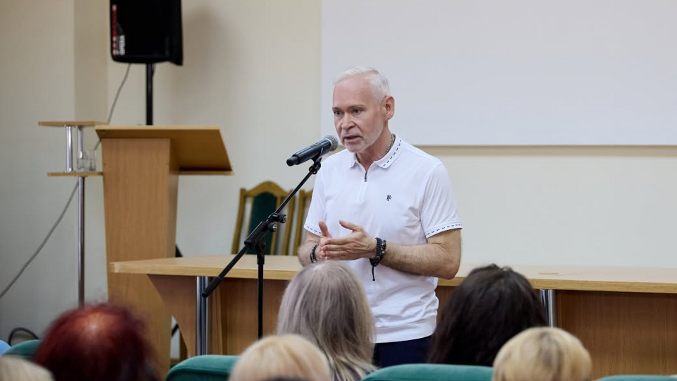 Працівники на прифронтових територіях мають отримати подвійний стаж, держстрахування та психологічну підтримку – Терехов