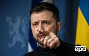 "Щоб була більш зговірливою". Зеленський припустив, чому Україна отримує втричі менше антибалістичних ракет