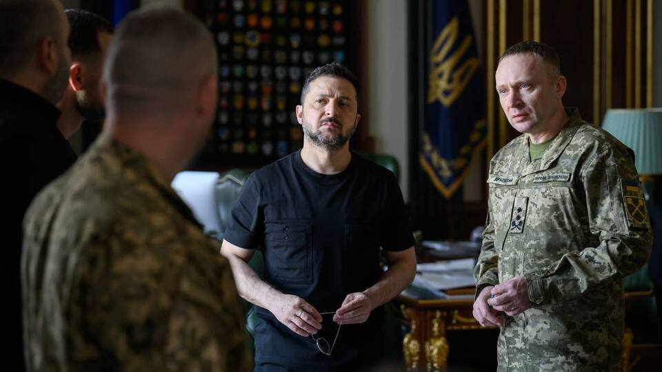 "Ракети в партнерів є". Зеленський заявив про трикратне скорочення постачань для ППО