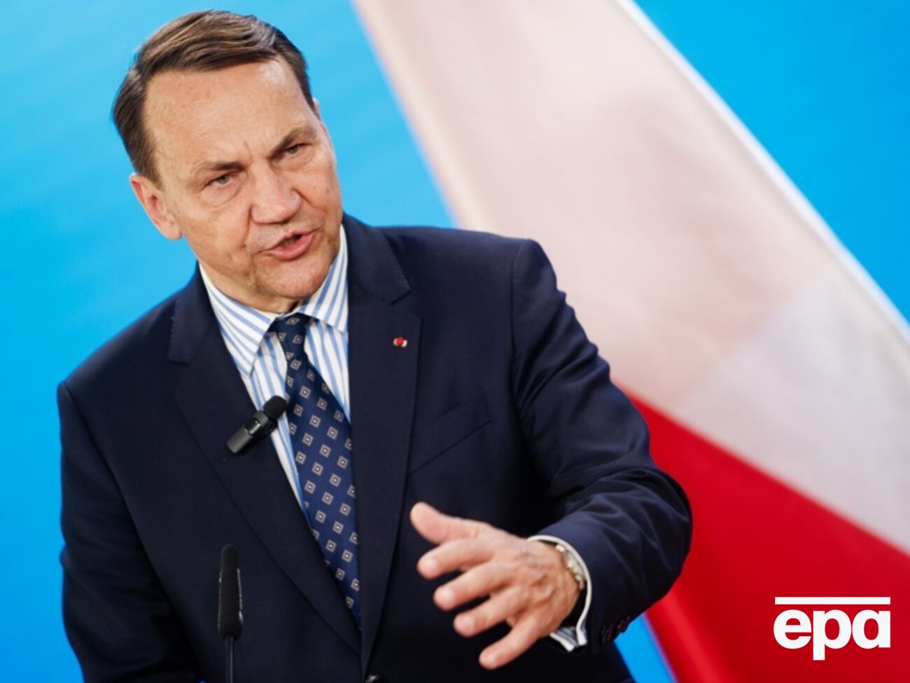 Сікорський висловився про потребу збиття ракет РФ над Україною до того, як вони залетять у Польщу