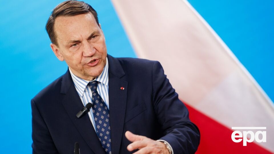 Сікорський висловився про потребу збиття ракет РФ над Україною до того, як вони залетять у Польщу