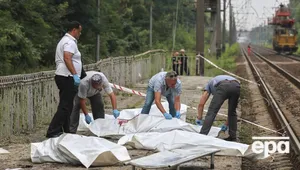 "Я боса йшла по склу". Що сталося у Квітневому, де люди загинули на залізничній станції