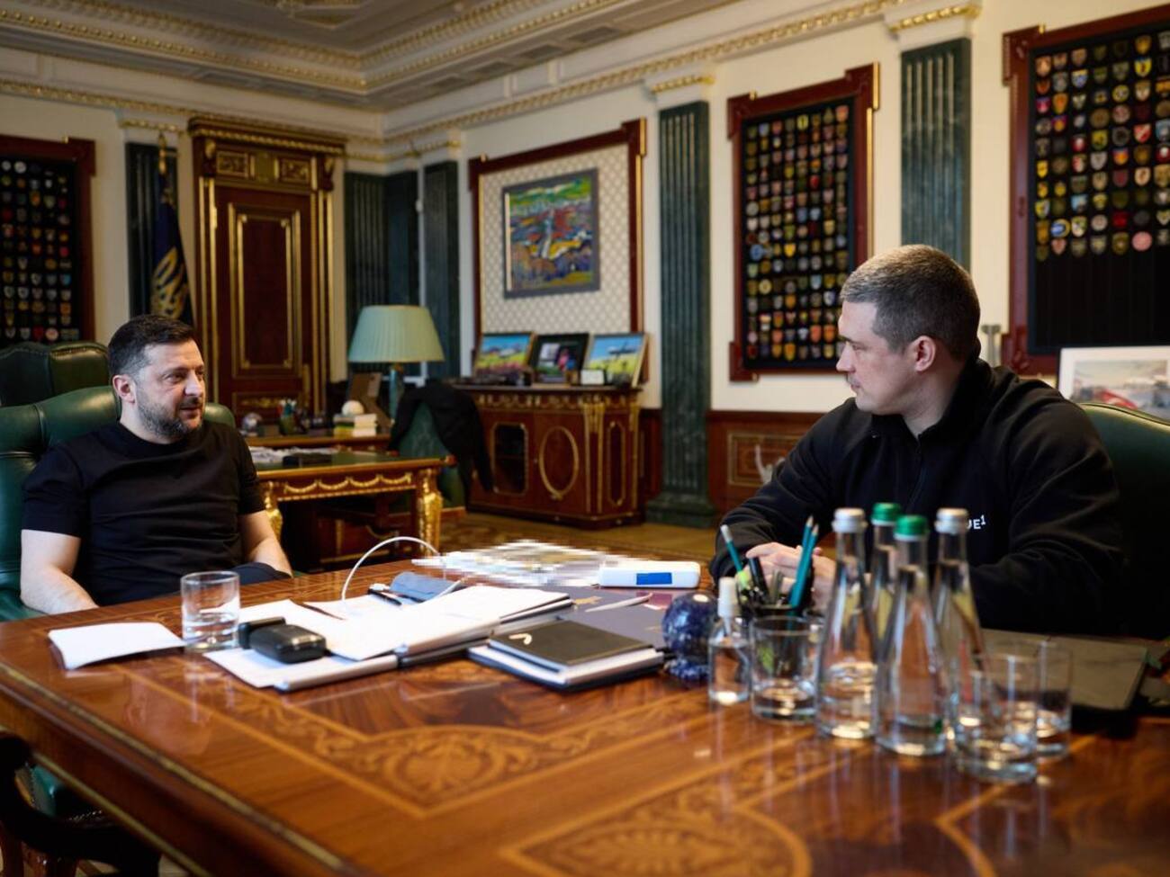 Джерело з ОП відкинуло повернення Федорова до Міноборони. У ексміністра відповіли