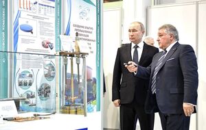 Еліксир безсмертя Путіна й імпланти фейків у мозок. Як фізик Ковальчук, який обіцяв генетичну зброю, став "героєм"