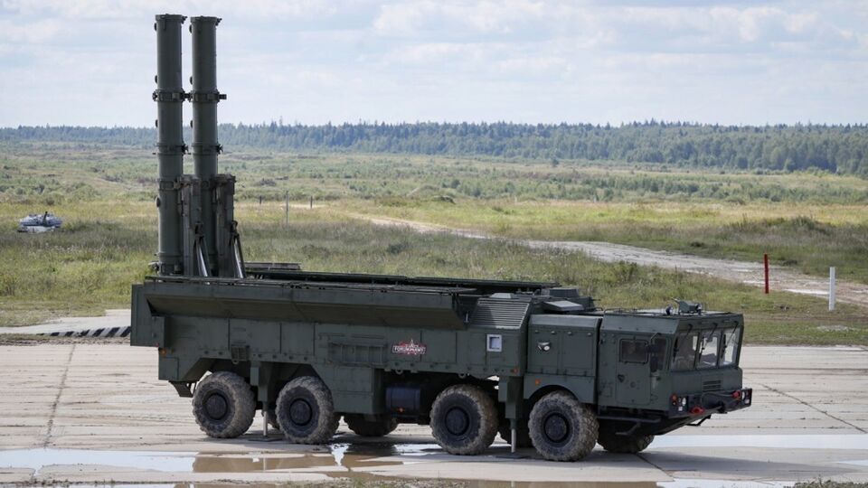 Виробляли обладнання для "Іскандерів" і "Сарматів". ЄС ввів санкції проти ще п'ятьох росіян