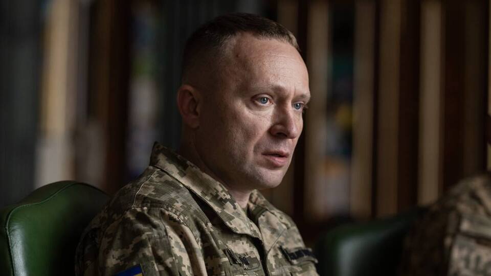 Після доповіді Драпатого Зеленський анонсував кадрові зміни в ЗСУ й посилення на сході