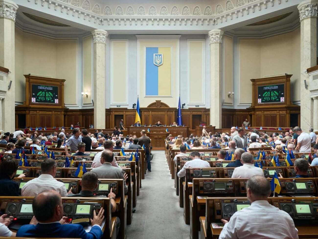 "Финансовая катастрофа на пороге". Рада провалила возвращение налогов на посылки с маркетплейсов