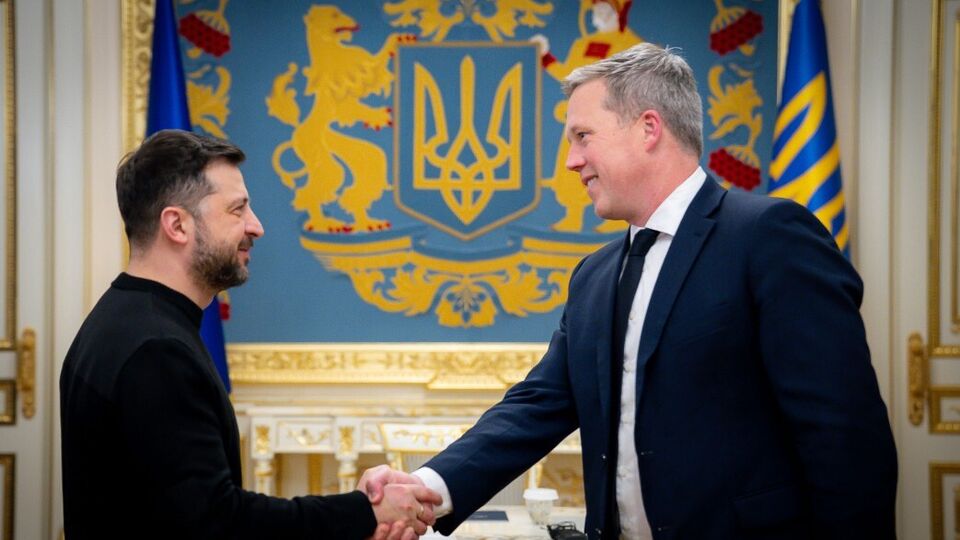 Один из переговорщиков Трампа, приезжавший в Киев, подал в отставку. Что произошло?