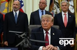 "Стає тягарем для республіканців". У Трампа – рекордно низький рейтинг напередодні виборів до Конгресу