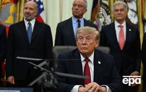 "Становится обузой для республиканцев". У Трампа – рекордно низкий рейтинг перед выборами в Конгресс