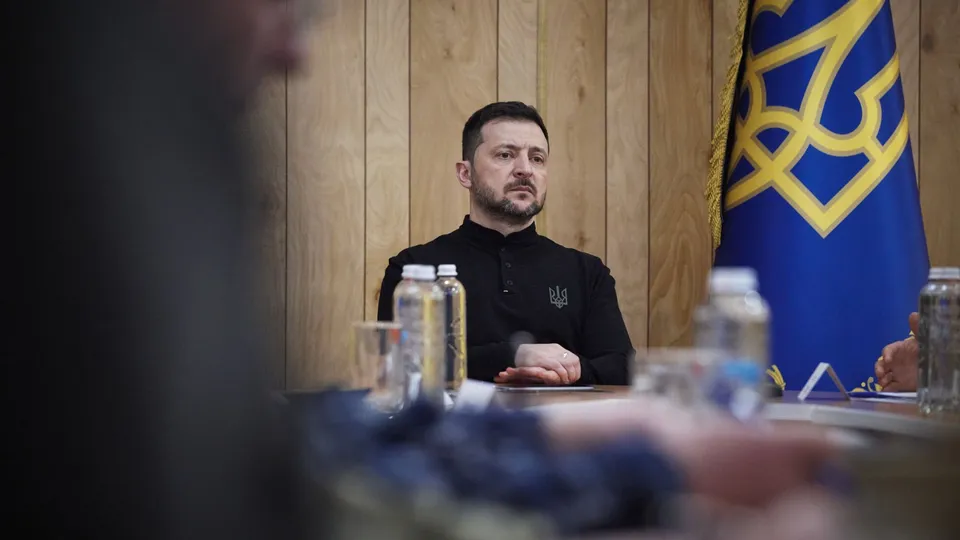 Витримали паузу на прохання США. Зеленський заявив, що Україна готова зупиняти удари по РФ