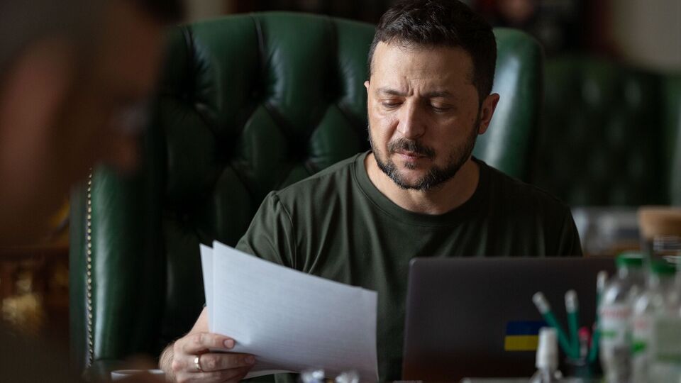 "Достатньо сильно". Зеленський озвучив втрати РФ на фронті