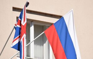 ФСБ звинуватила Україну в підготовці атаки на посла Британії в Росії, раніше РФ погрожувала Лондону