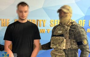СБУ затримала кілера ФСБ, який готував убивство відомого громадського діяча. ЗМІ назвав його ім'я