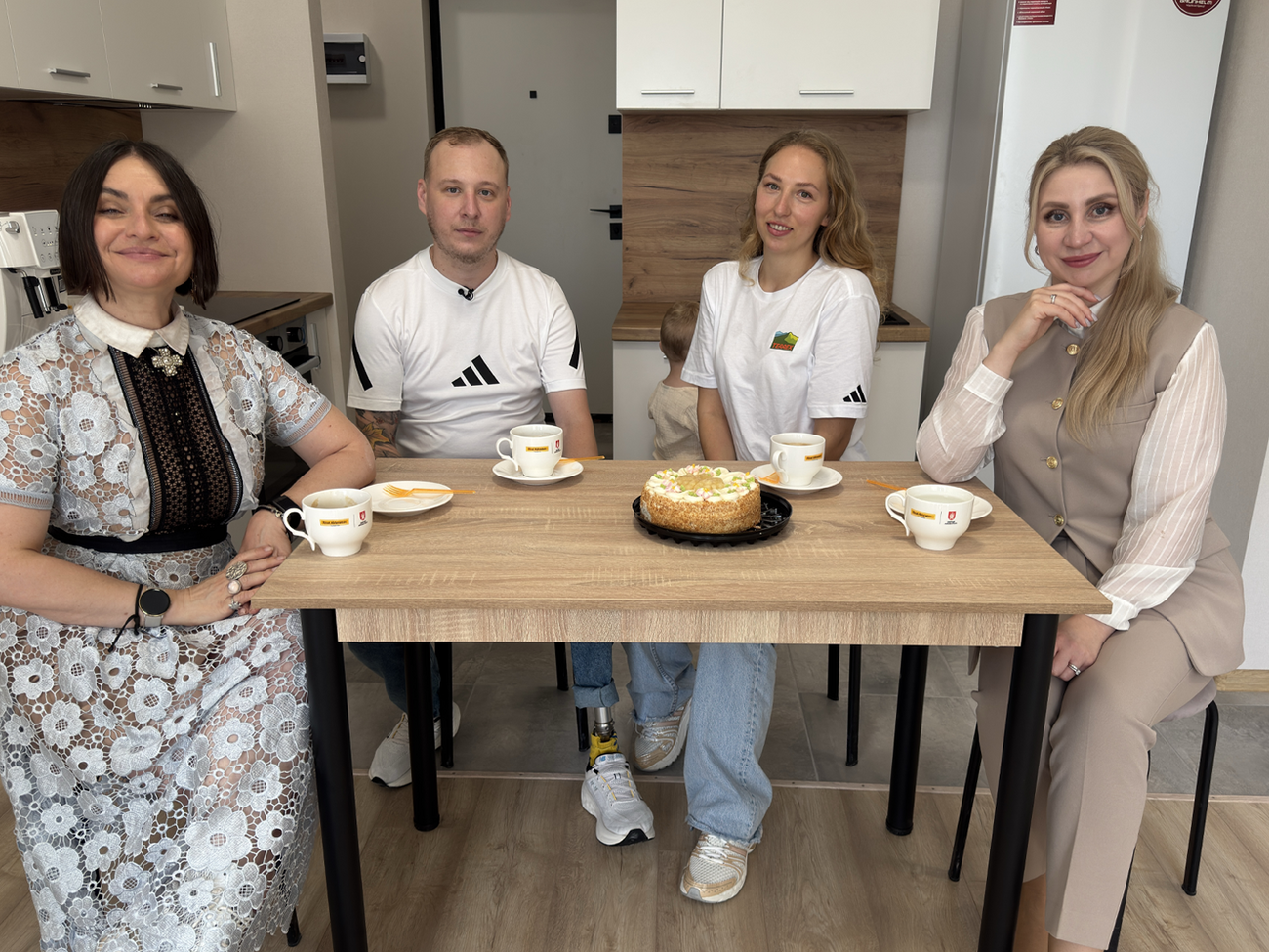 После ранения, плена и потери жилья защитник Мариуполя получил квартиру