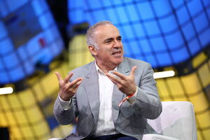 Каспаров назвал пять сокрушительных ударов, которые могут окончательно победить Путина