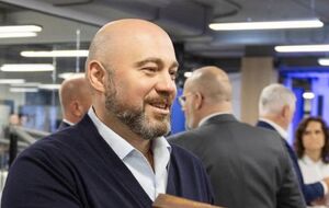 Нардеп Столар повернувся в Україну, йому обрали запобіжний захід. Він нібито заздалегідь привіз гроші на заставу