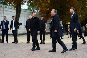 "Енергетика та зерно". Зеленський розкрив, які формати перемир’я обговорював із посланцями Трампа