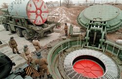 Россия наращивает ядерный арсенал. Количество боеголовок на носителях достигло девятилетнего максимума